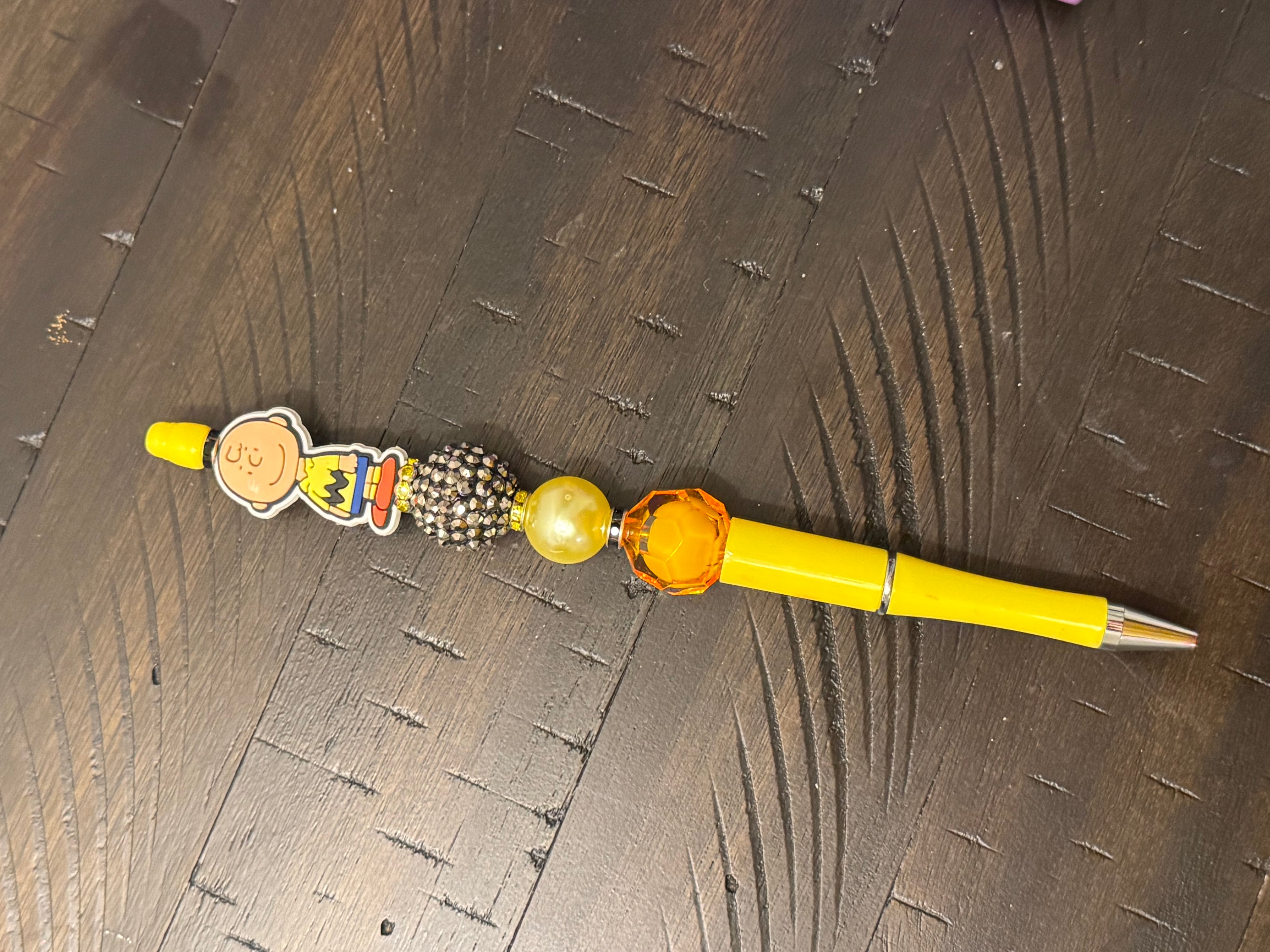 Fancy bead expanded long pens